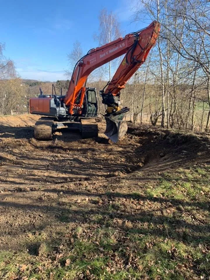 Etablering af regnvandsledning med brønde